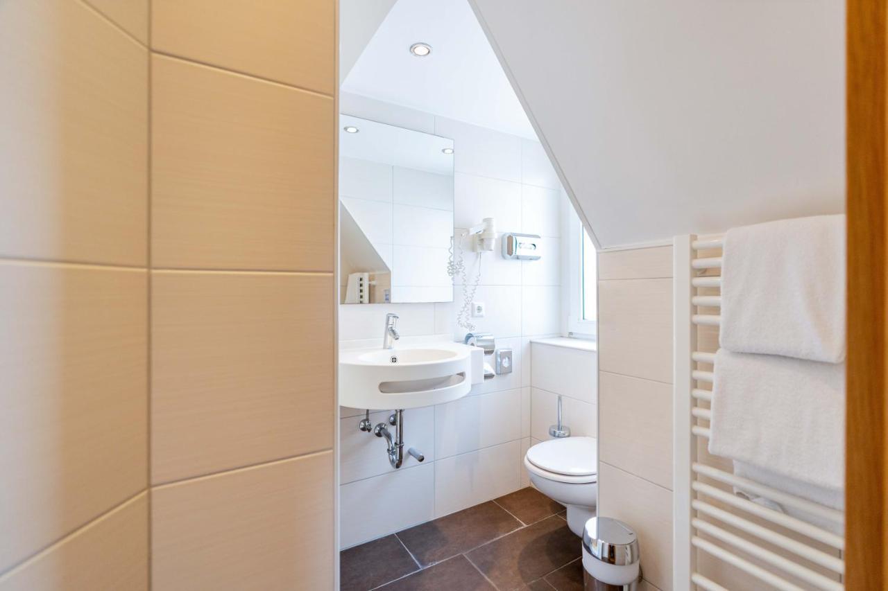 Hotel Am Roemerplatz Ulm Extérieur photo