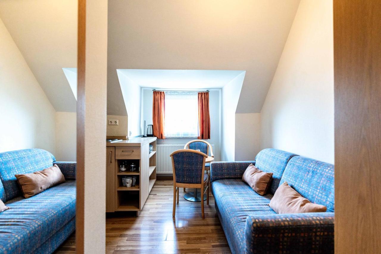 Hotel Am Roemerplatz Ulm Extérieur photo